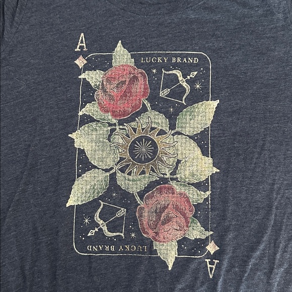 Set up two Lucky brand T-shirts. - Picture 4 of 5